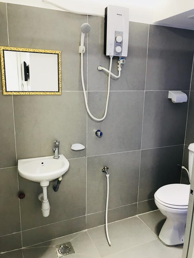 H-Hotel جوهر بهرو المظهر الخارجي الصورة